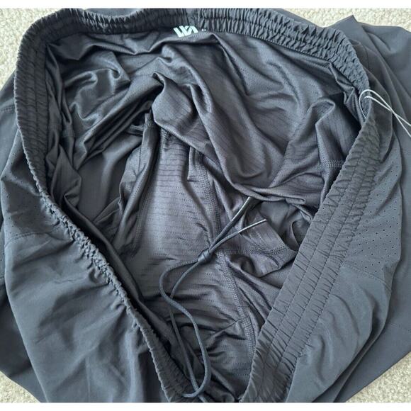 VRST Athletic Inner Lining with Zipper Phone Pocket Shorts Men’s Size XXL NEW - Picture 4 of 6